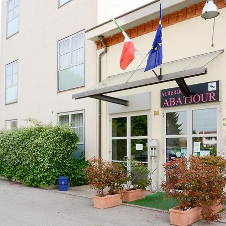 Albergo Meuble Abatjour Мантуя Екстер'єр фото